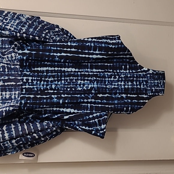 Swimsuit - Picture 5 of 5